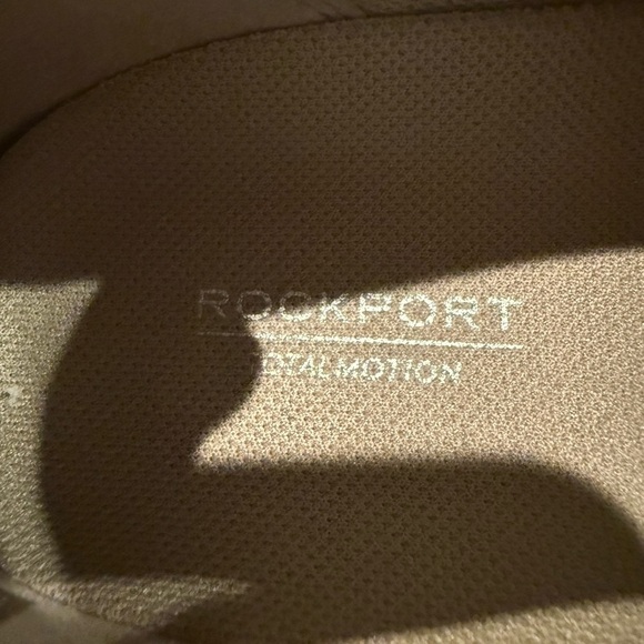 Rockport Sneakers Total Motion Sport Mesh Slip-On Beige Women’s Size 8 - Picture 5 of 5